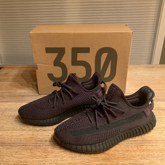 Yeezy Boost 350 v2 full black (non-reflective) main image 7